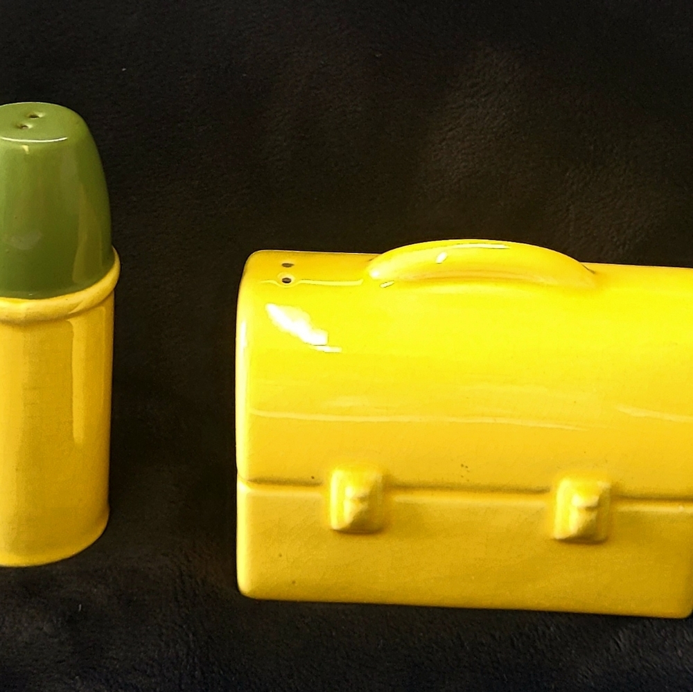 Vintage Salt and Pepper Shakers - Picture 2 of 3